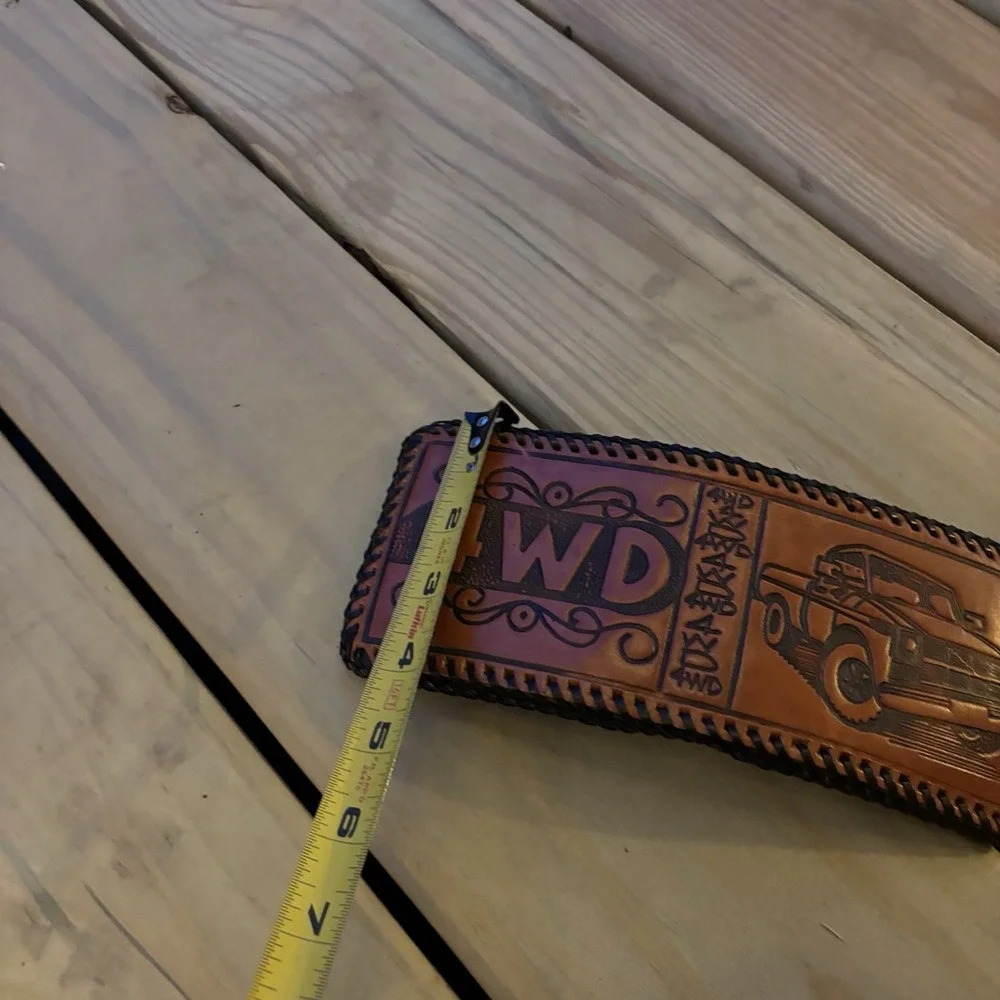 4WD Truck Leather Wallet USA Scene Handmade Whipstitch Bi Fold USA Made New